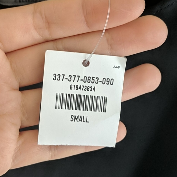 🧡 (2/$25) Hollister ruffle cami - Picture 3 of 4